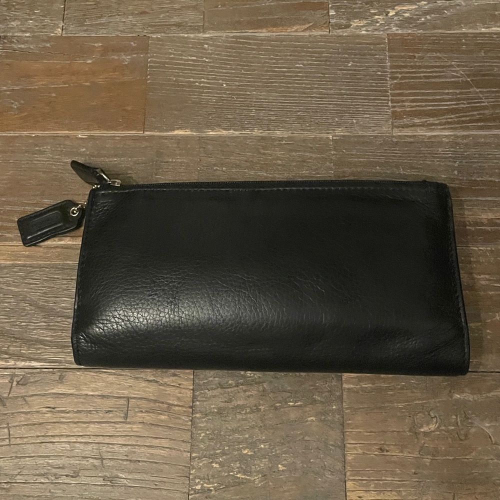 Coach Pebbled Leather Trifold Wallet🖤 - Picture 3 of 14